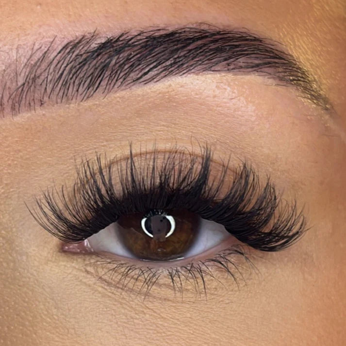 Pre-Glued Lash Clusters - No Faff Lash - Una ORIGINAL Lash Ribbons®
