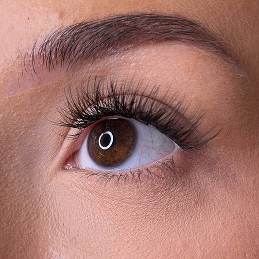 How to Get Salon Look Lashes at Home