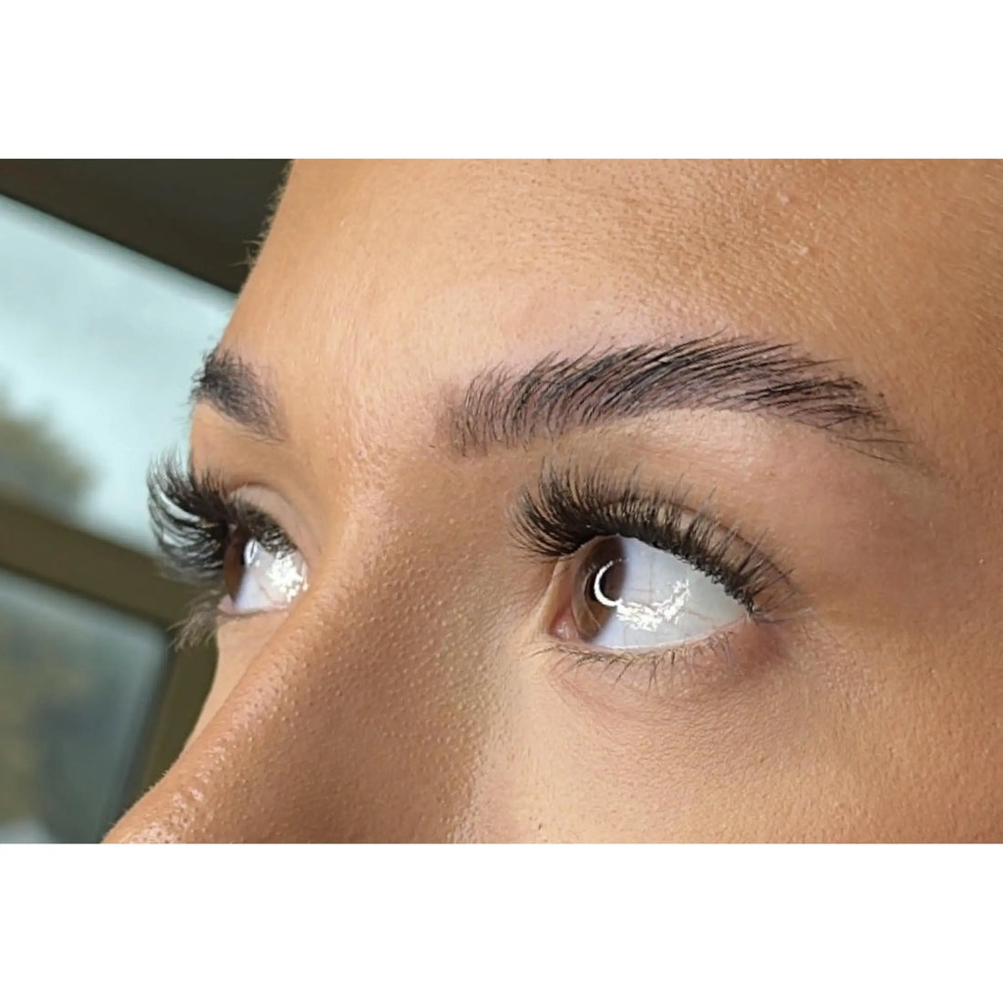 Why Black/Brown Mixed Cluster Lashes Are Trending
